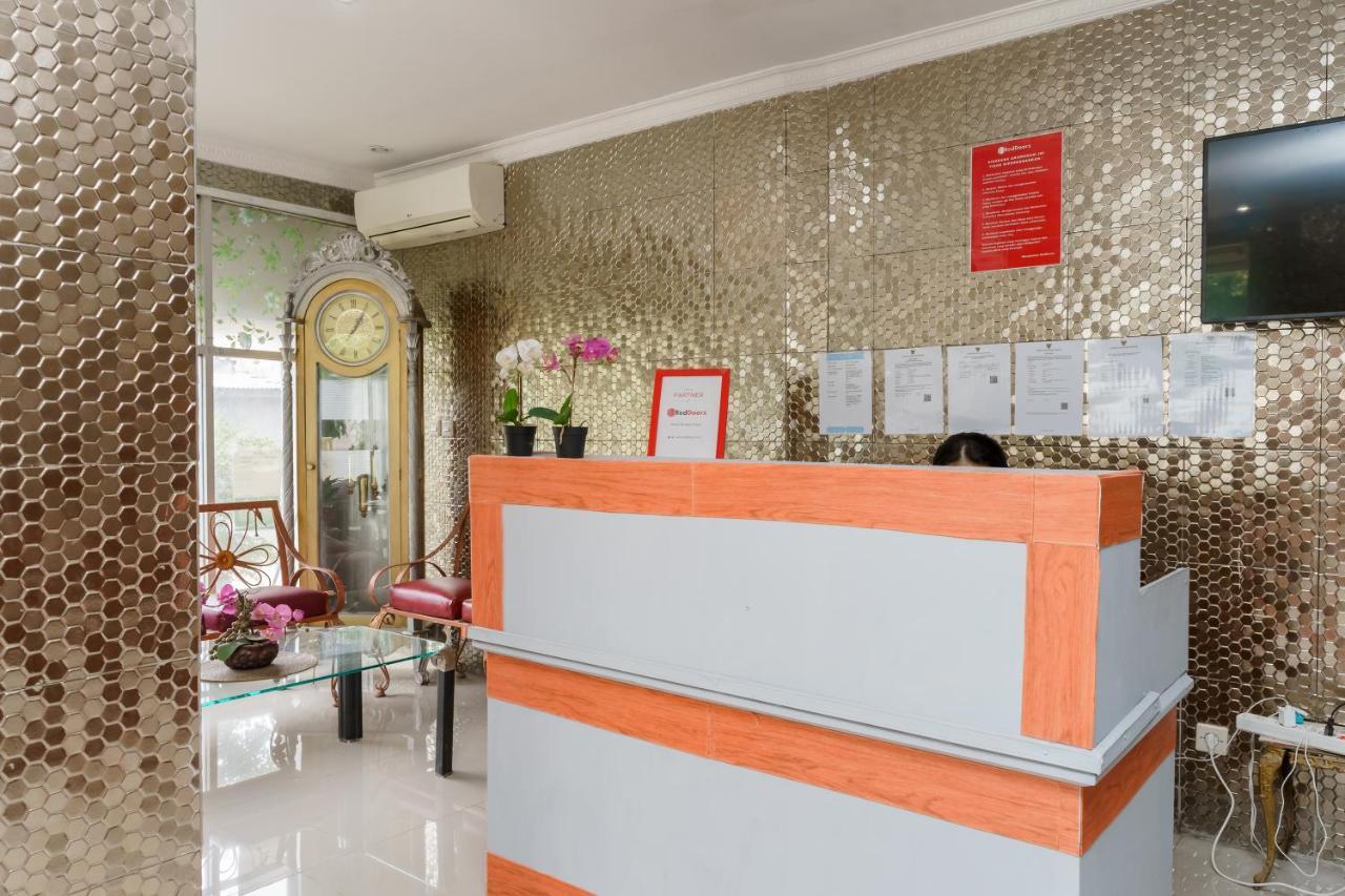 Reddoorz Syariah Near Universitas Borobudur Τζακάρτα Εξωτερικό φωτογραφία